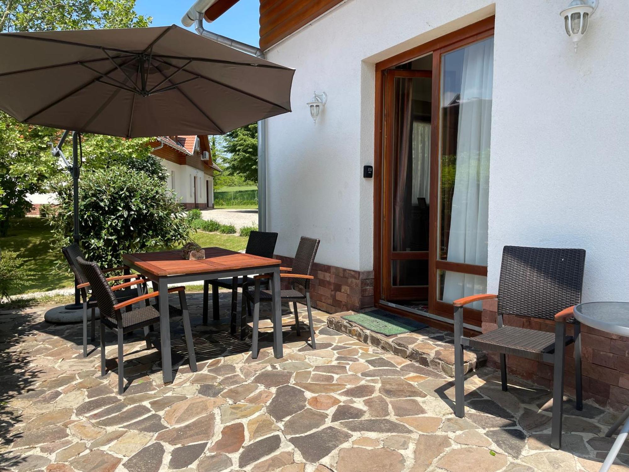 Appartement Kastelo Teraso Zalacsány 外观 照片